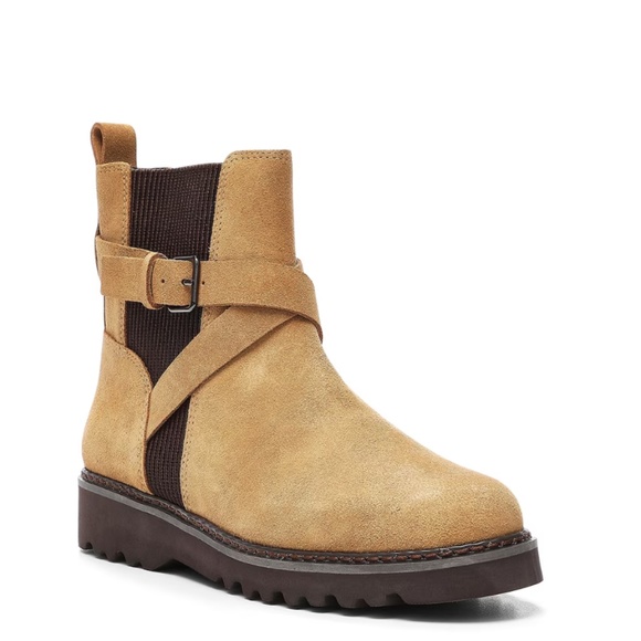 Donald J. Pliner Caramel Tan Suede Buckle Chelsea Captain Booties Ankle Boots - Picture 2 of 5